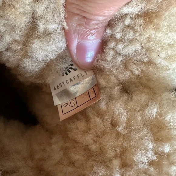 UGG Tan Shearling Boots with Bows - Picture 5 of 9